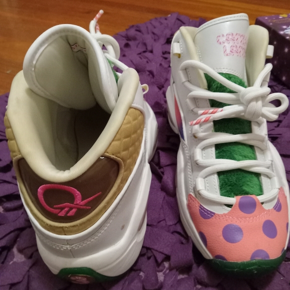 Allen Iverson questions sneakers - Picture 9 of 13